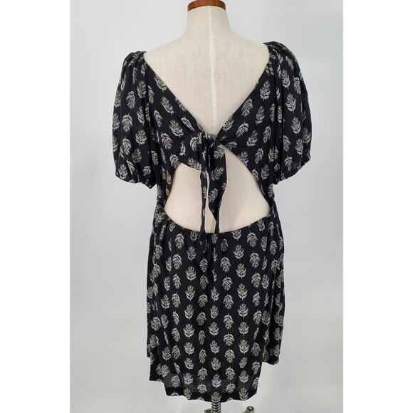 Old Navy Womens XL Knee Length Dress Puff‎ Sleeve Tie Back Cut Out Black Floral - Picture 3 of 5